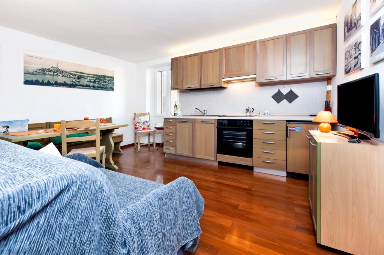 Havana - Apartment With Sea View Ρόβινι Εξωτερικό φωτογραφία